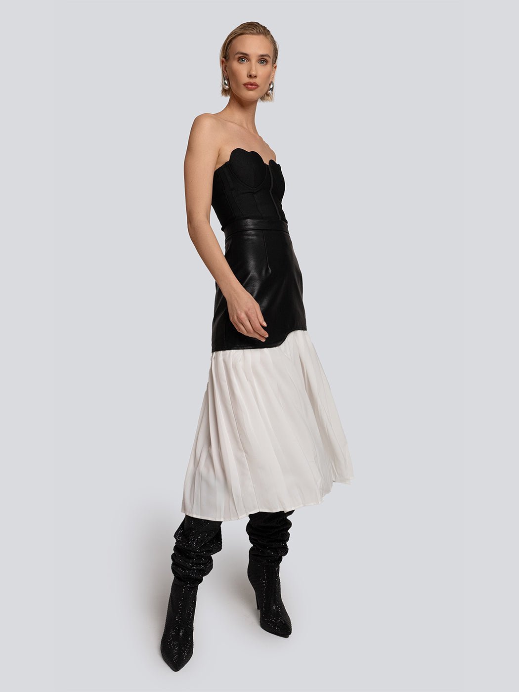 Tory Pleated Midi Skirt - Glory Connection