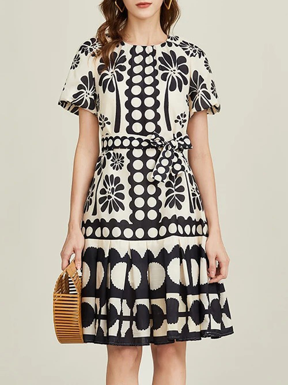 alana mini dress Puff Sleeve Dress, Black / M and will make sure designer_5572818325 SIZE:Ted Size 0 (UK 6/US 2) Get-up and Trade dress